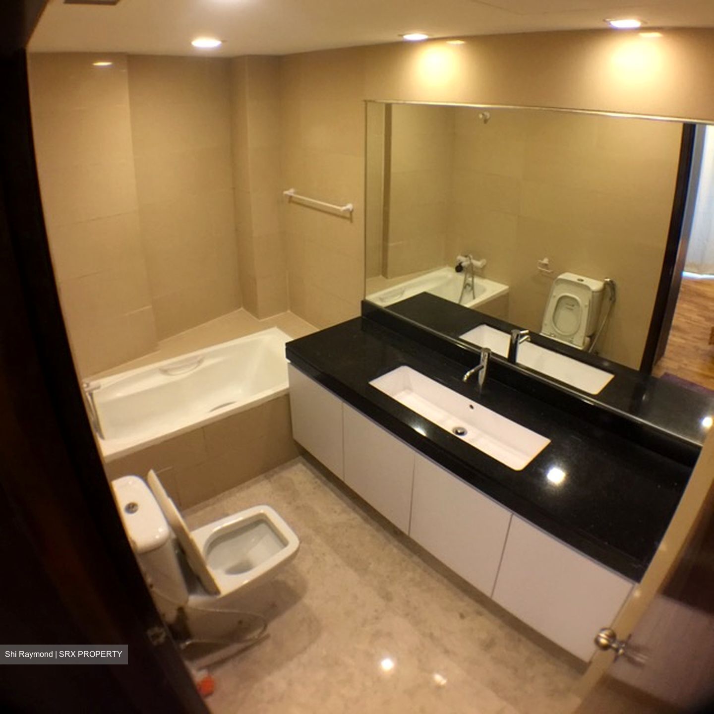 Mackenzie Regency (D9), Apartment #394761071